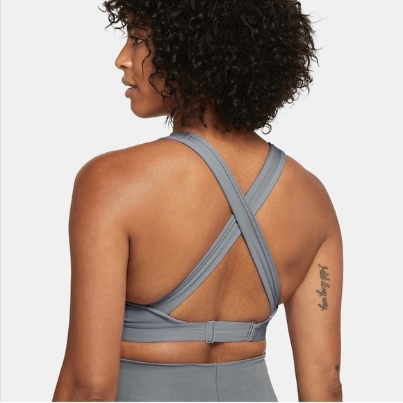 Nike Gray Sports Bra - maternity - Picture 5 of 8